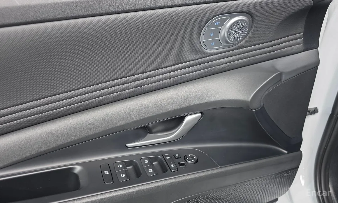 Фото 12 - Hyundai Avante