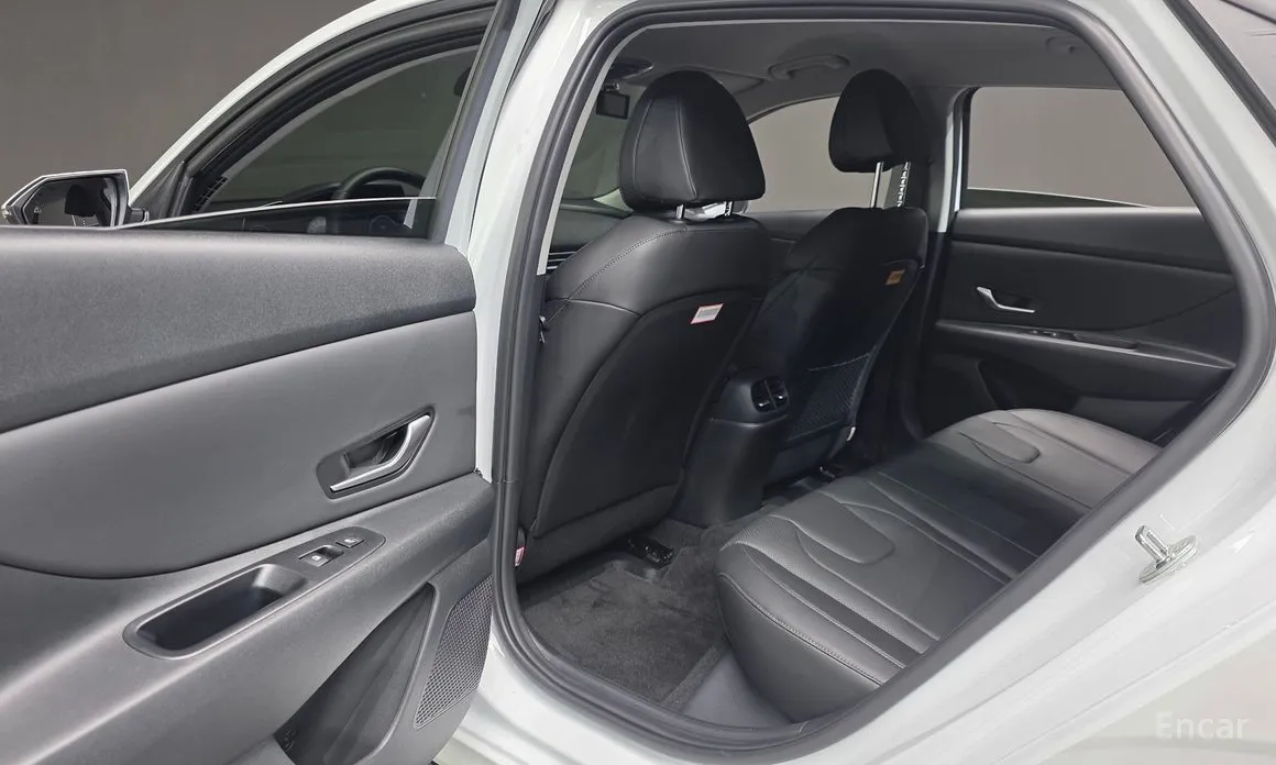 Фото 17 - Hyundai Avante