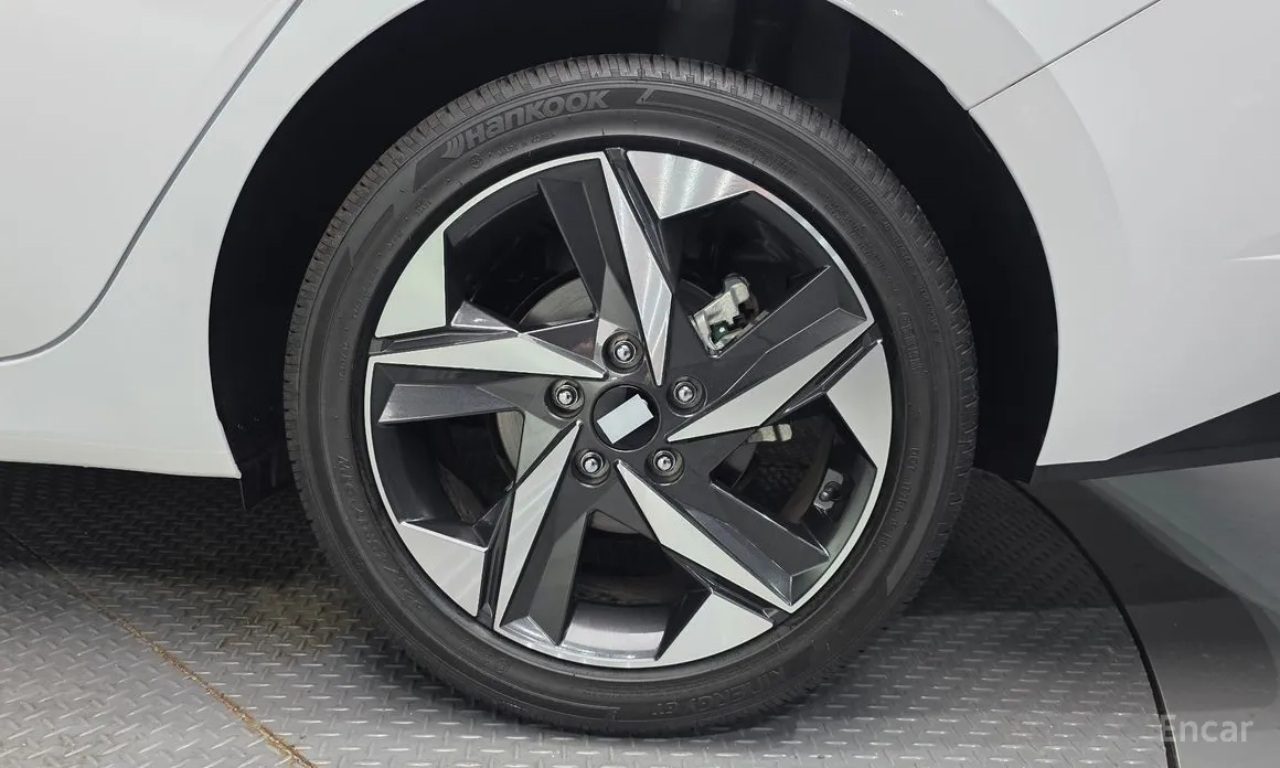 Фото 5 - Hyundai Avante