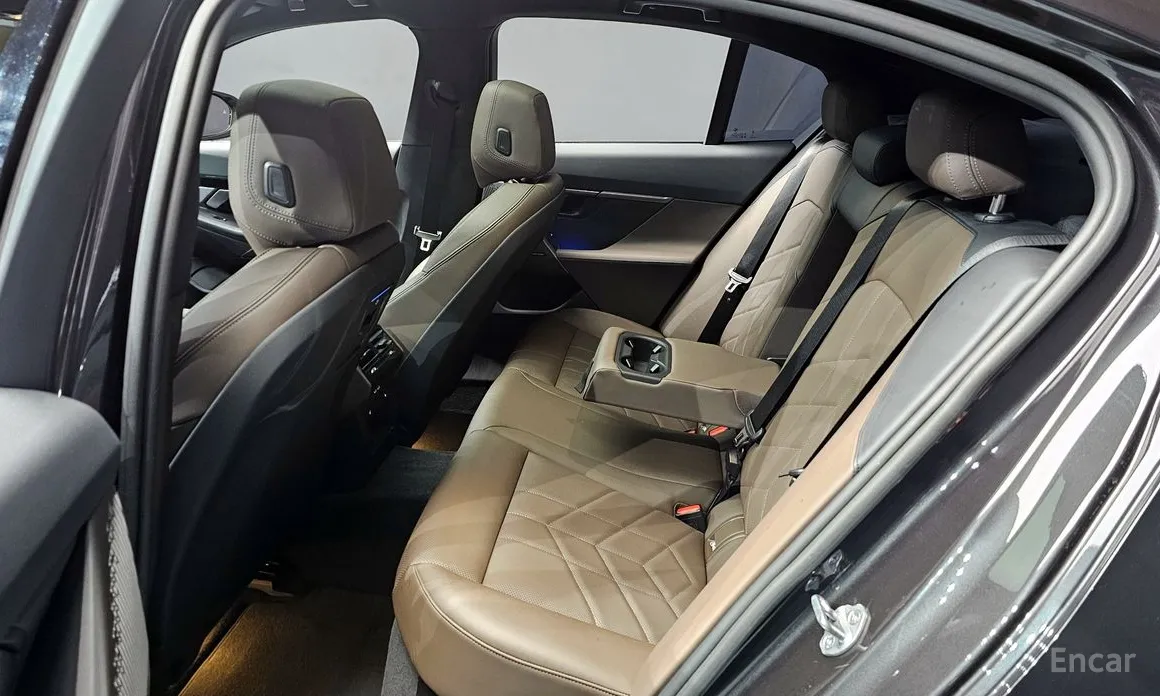 BMW 5 Series 2023 520i M Sport