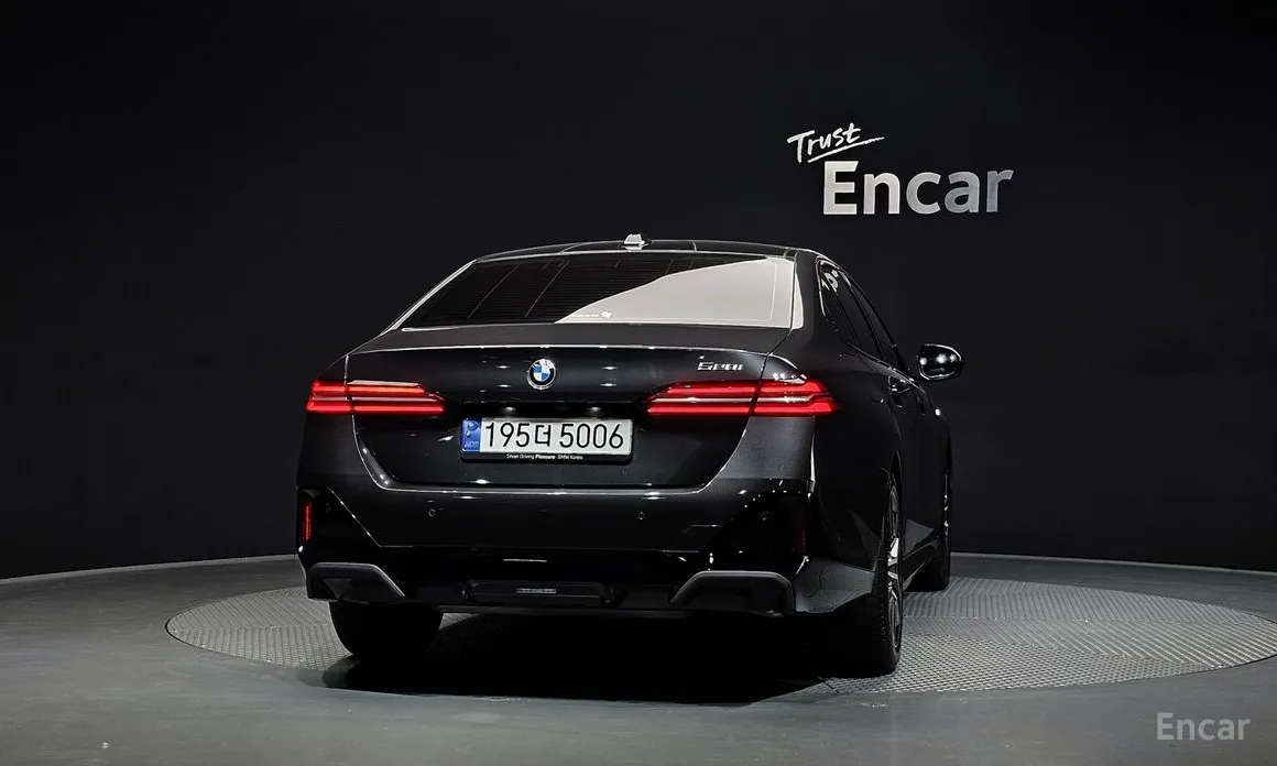 BMW 5 Series 2023 520i M Sport