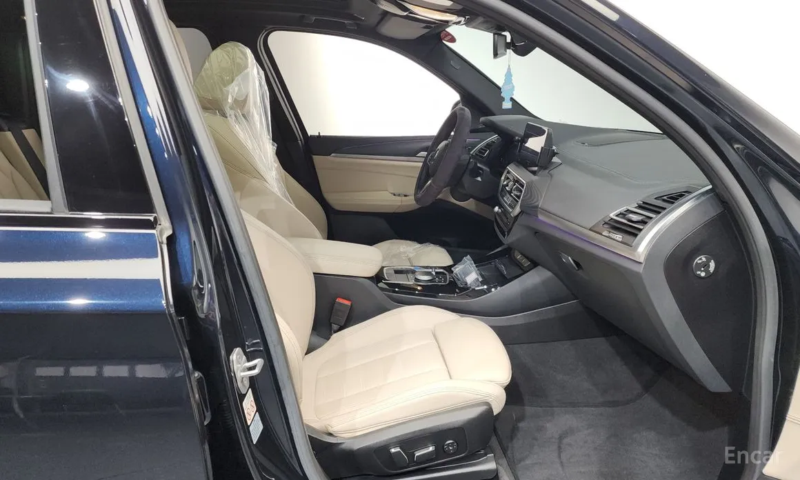 Фото 11 - BMW iX3