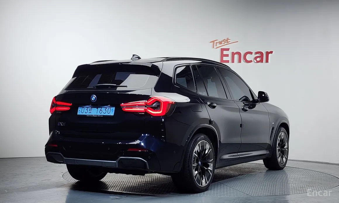 Фото 2 - BMW iX3