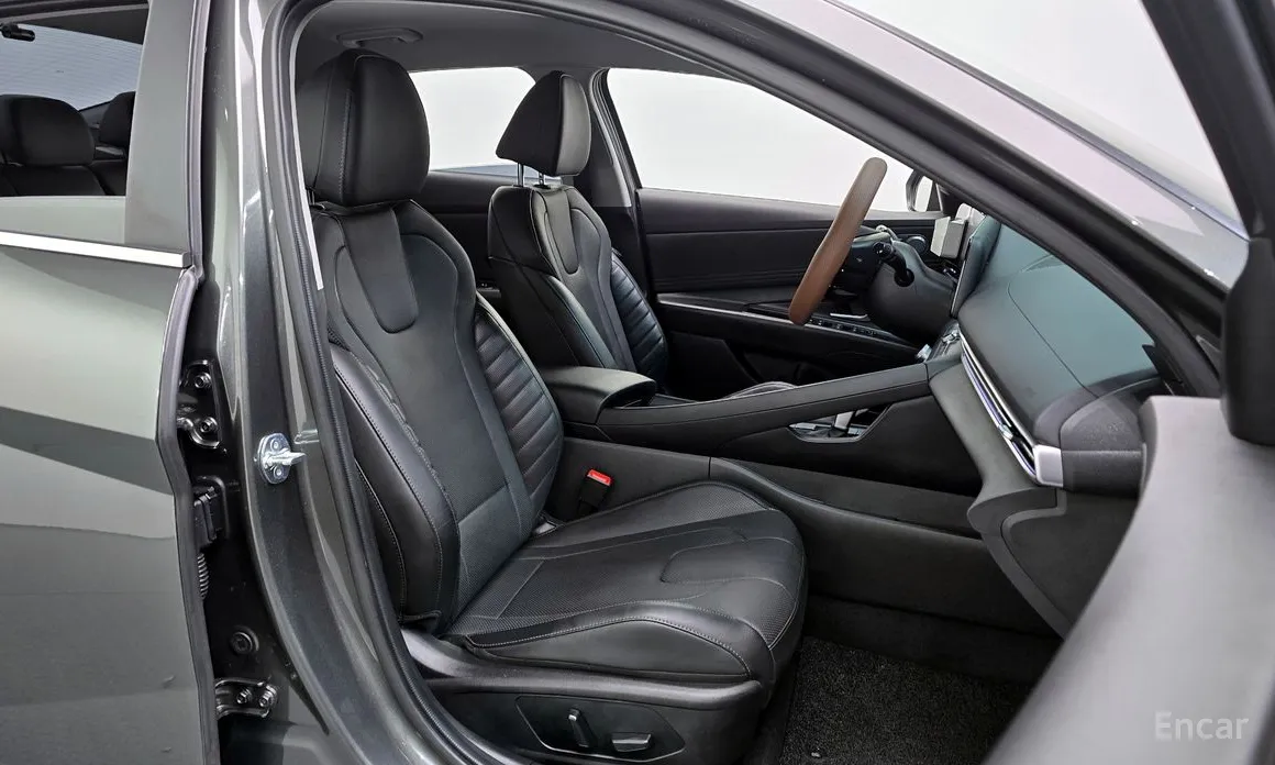 Фото 10 - Hyundai Avante