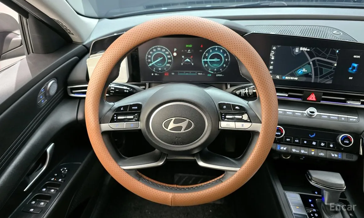 Фото 14 - Hyundai Avante