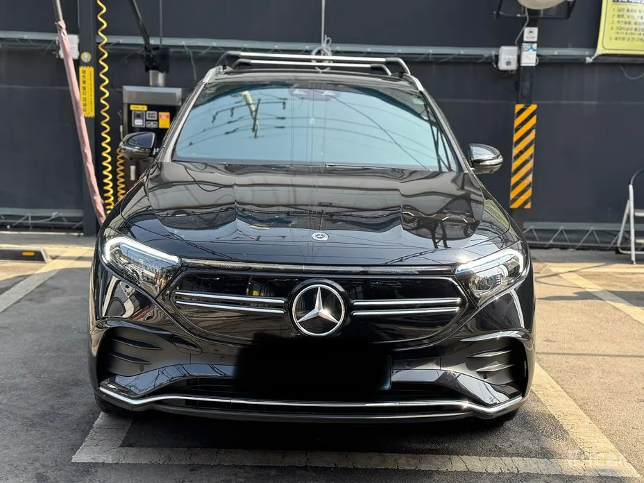 Фото 1 - Mercedes-Benz EQA