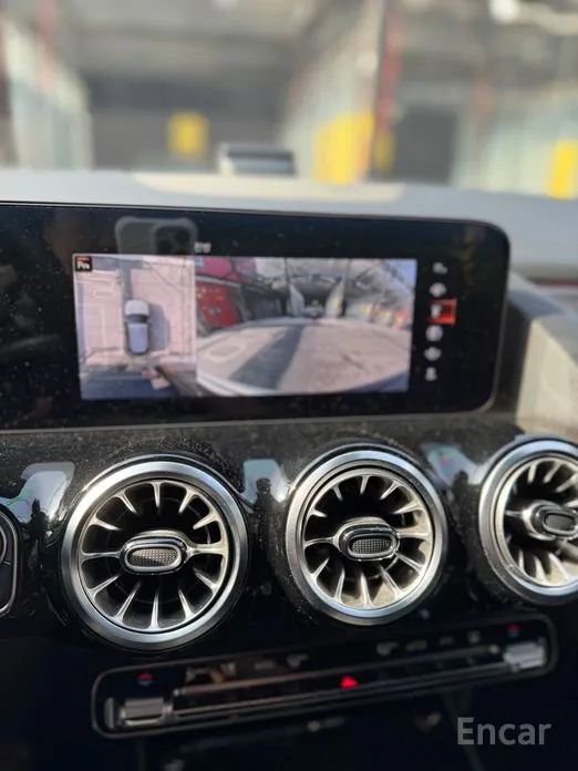 Фото 17 - Mercedes-Benz EQA