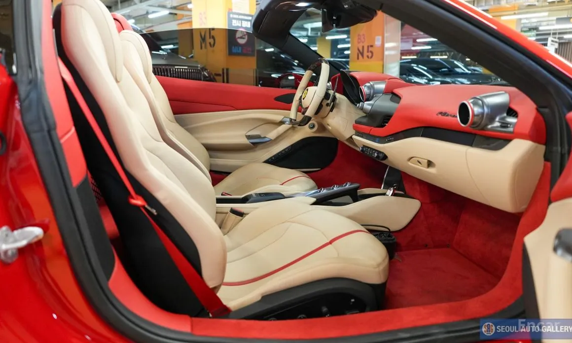 Фото 11 - Ferrari F8