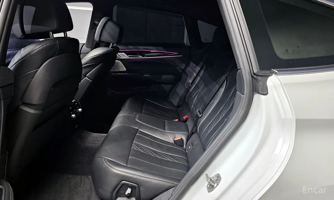 Фото 12 - BMW Gran Turismo