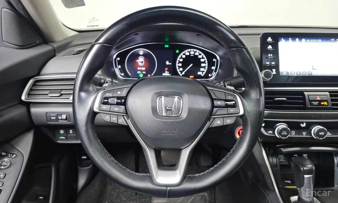 Фото 13 - Honda Accord