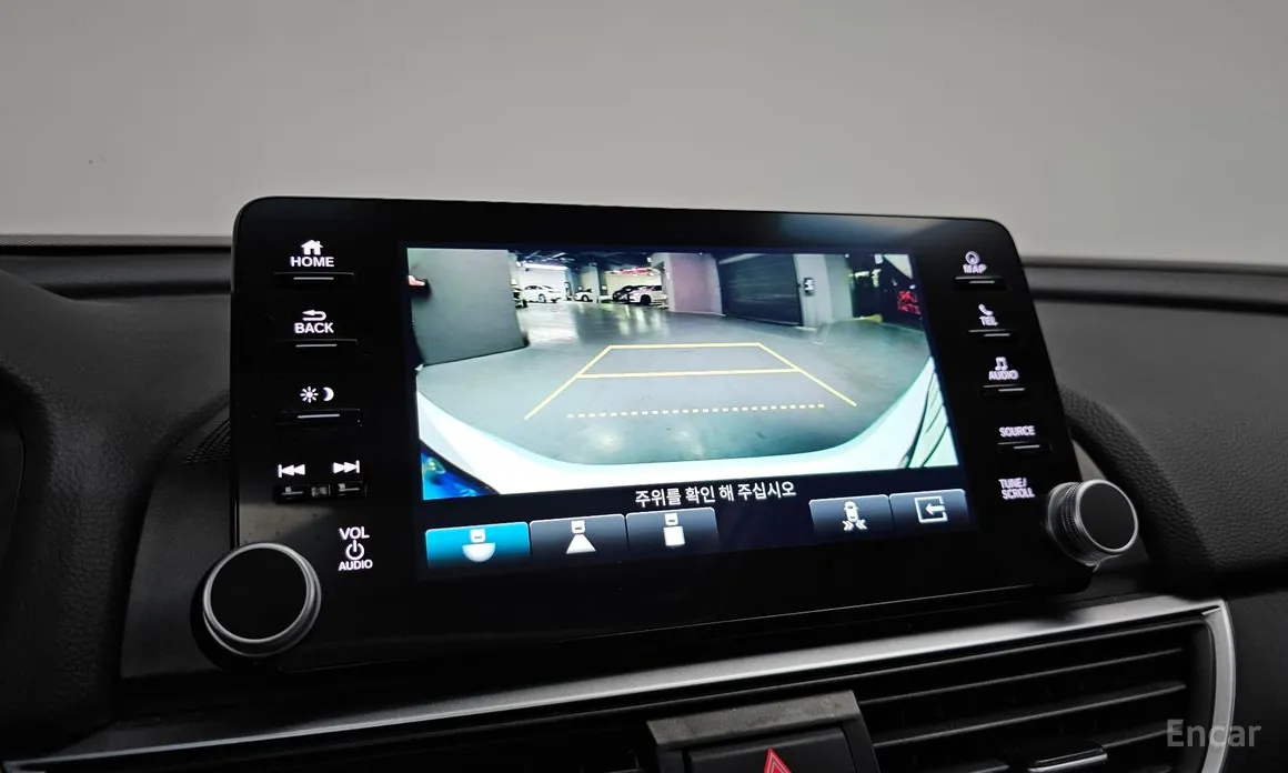 Фото 15 - Honda Accord