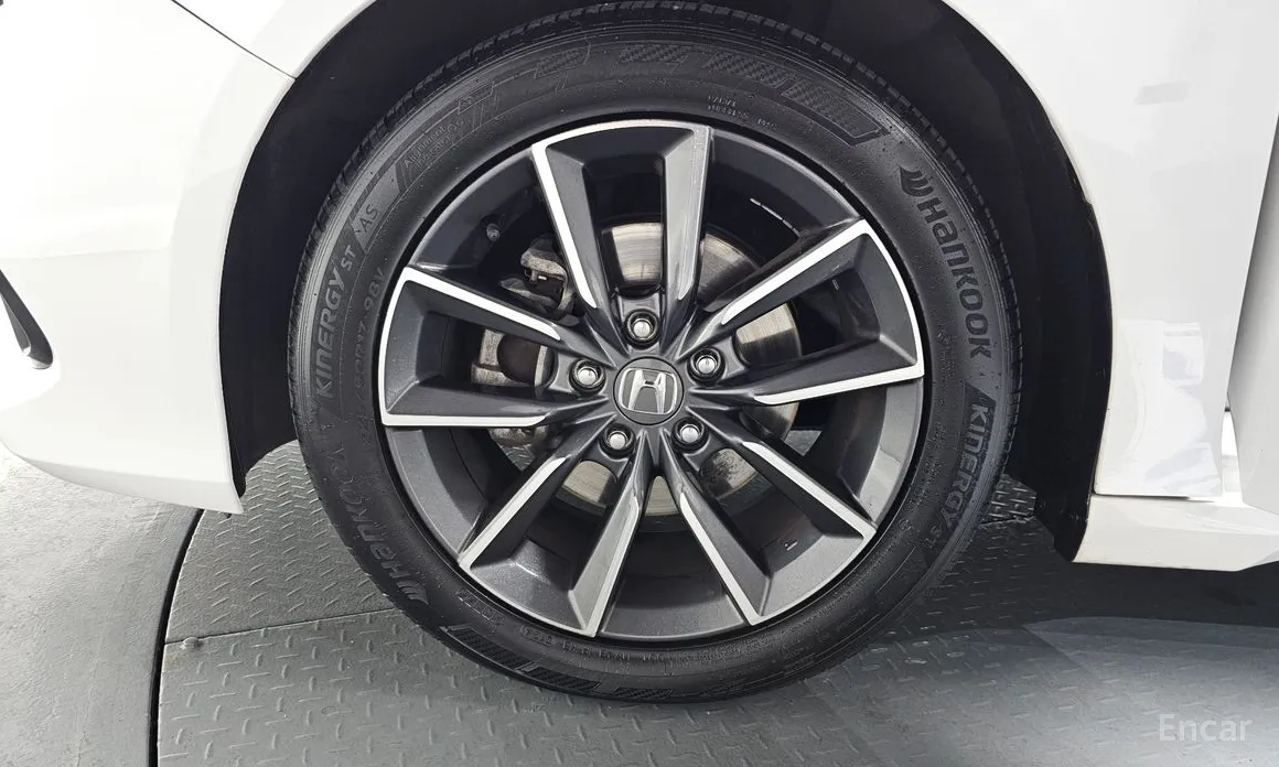 Фото 5 - Honda Accord