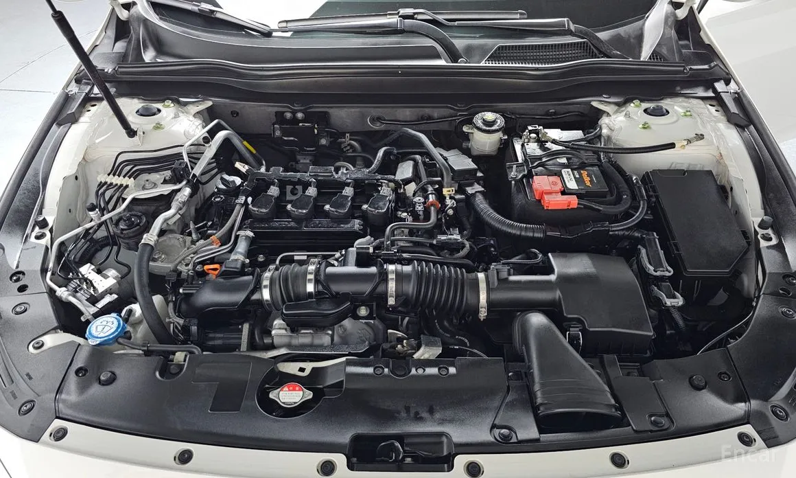 Фото 6 - Honda Accord