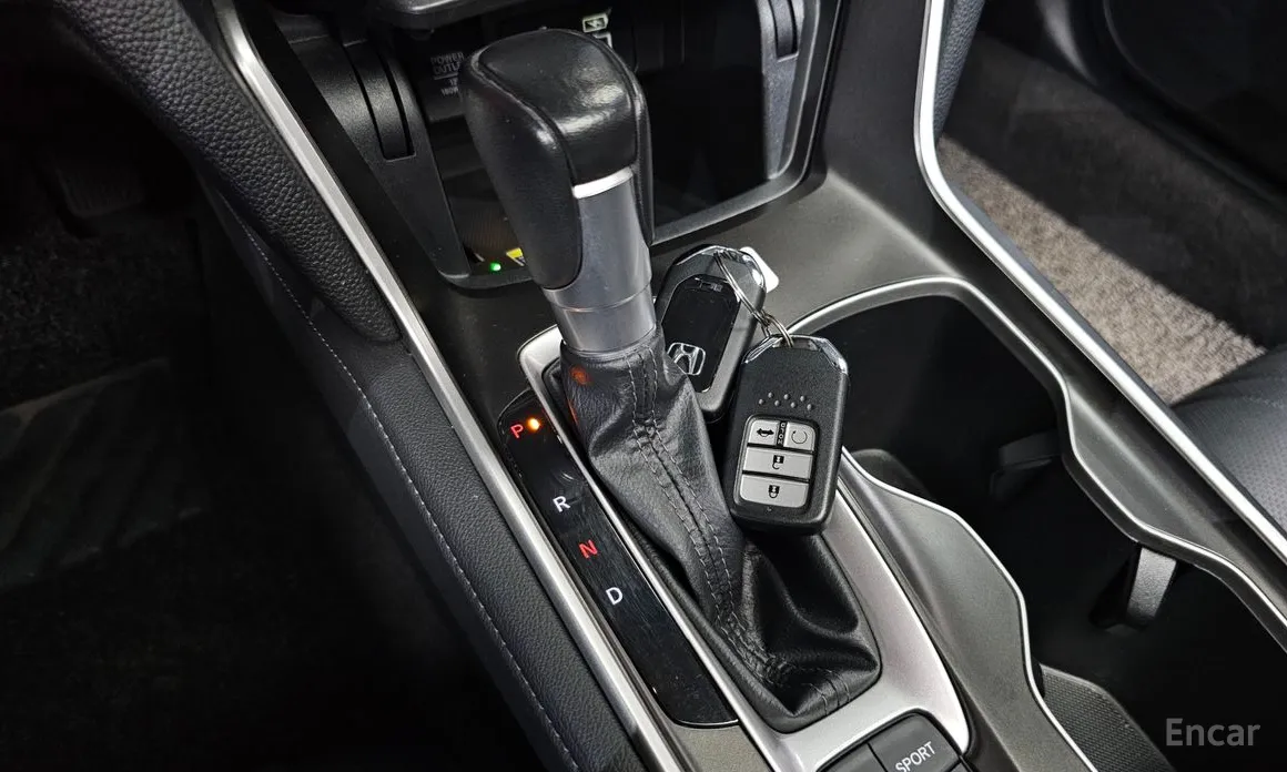 Фото 9 - Honda Accord