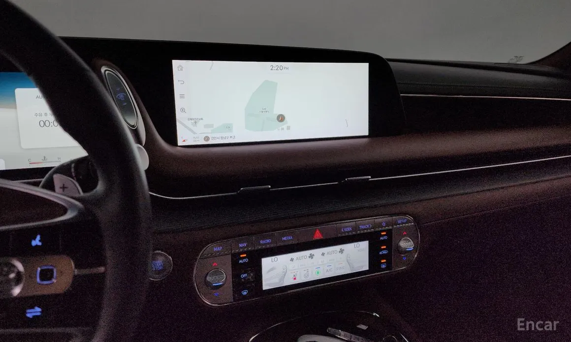 Фото 14 - Genesis G90