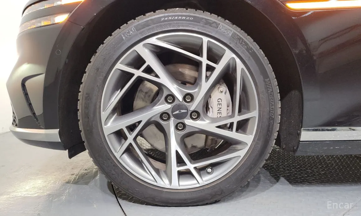 Фото 5 - Genesis G90