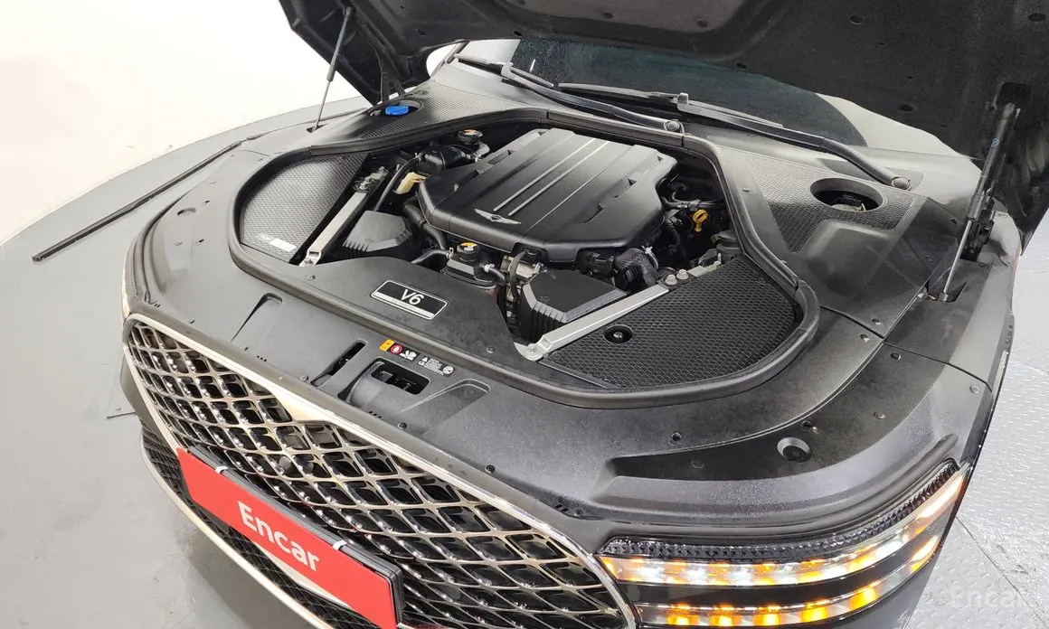 Фото 6 - Genesis G90