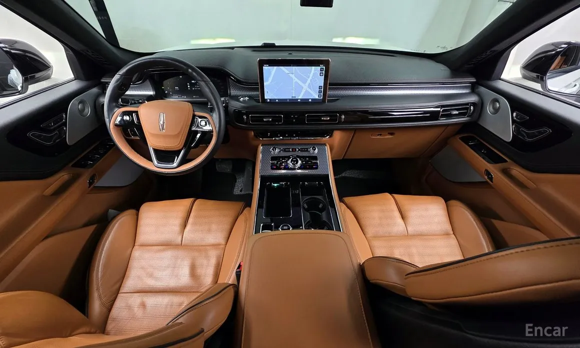 Фото 7 - Lincoln Aviator