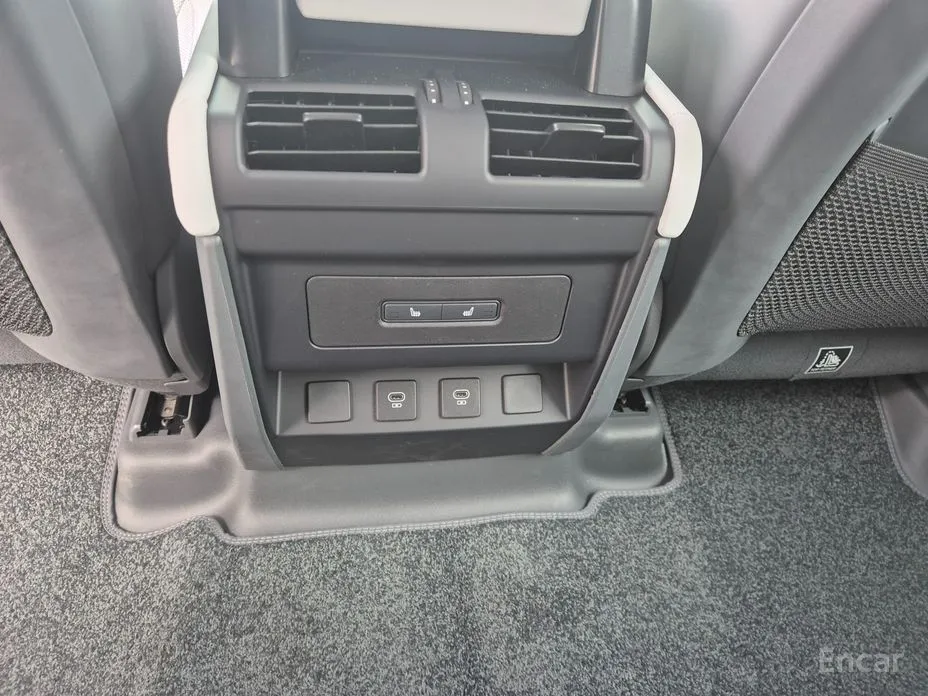 Фото 13 - Land Rover Defender