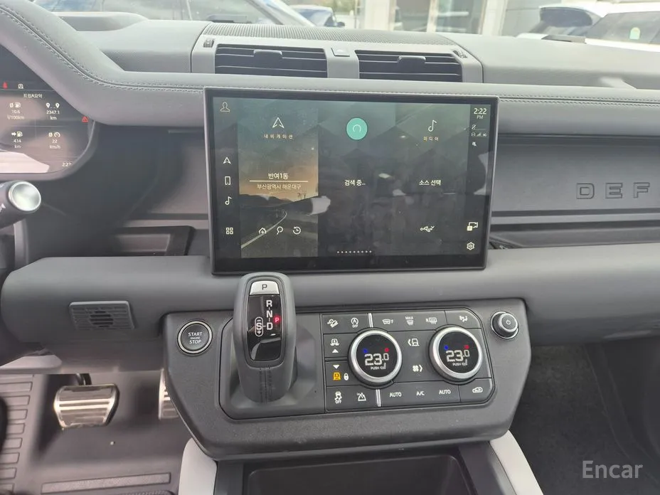 Фото 14 - Land Rover Defender