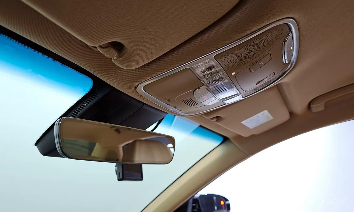 Фото 17 - Kia K9