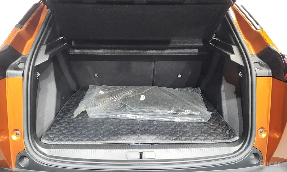 Фото 20 - Peugeot 2008