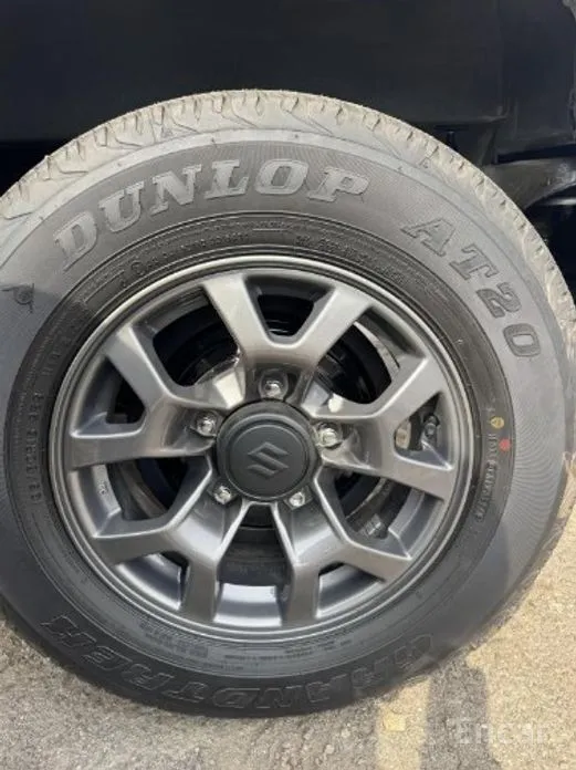 Фото 8 - Suzuki Jimny