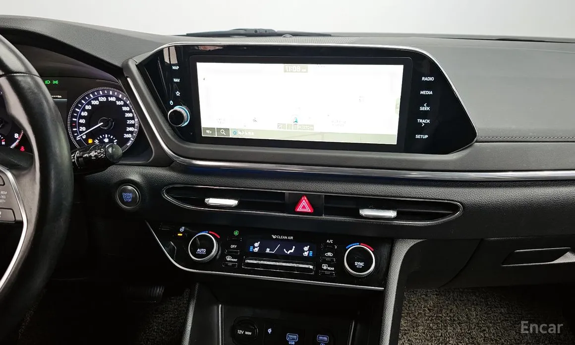 Фото 15 - Hyundai Sonata