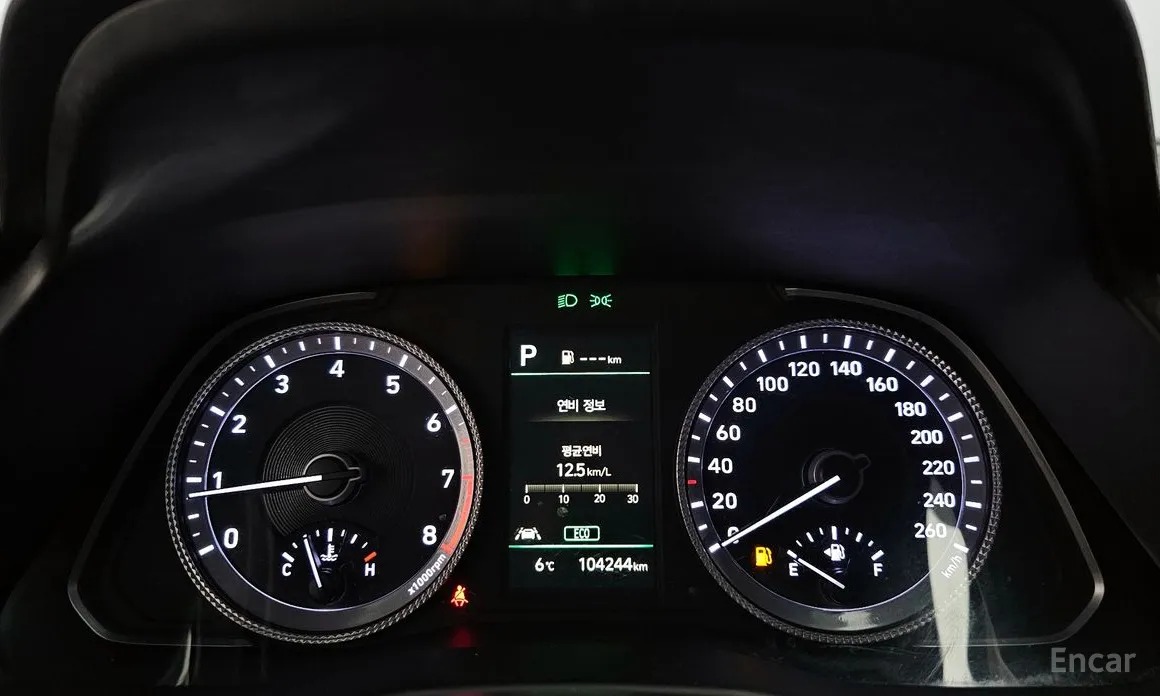 Фото 8 - Hyundai Sonata