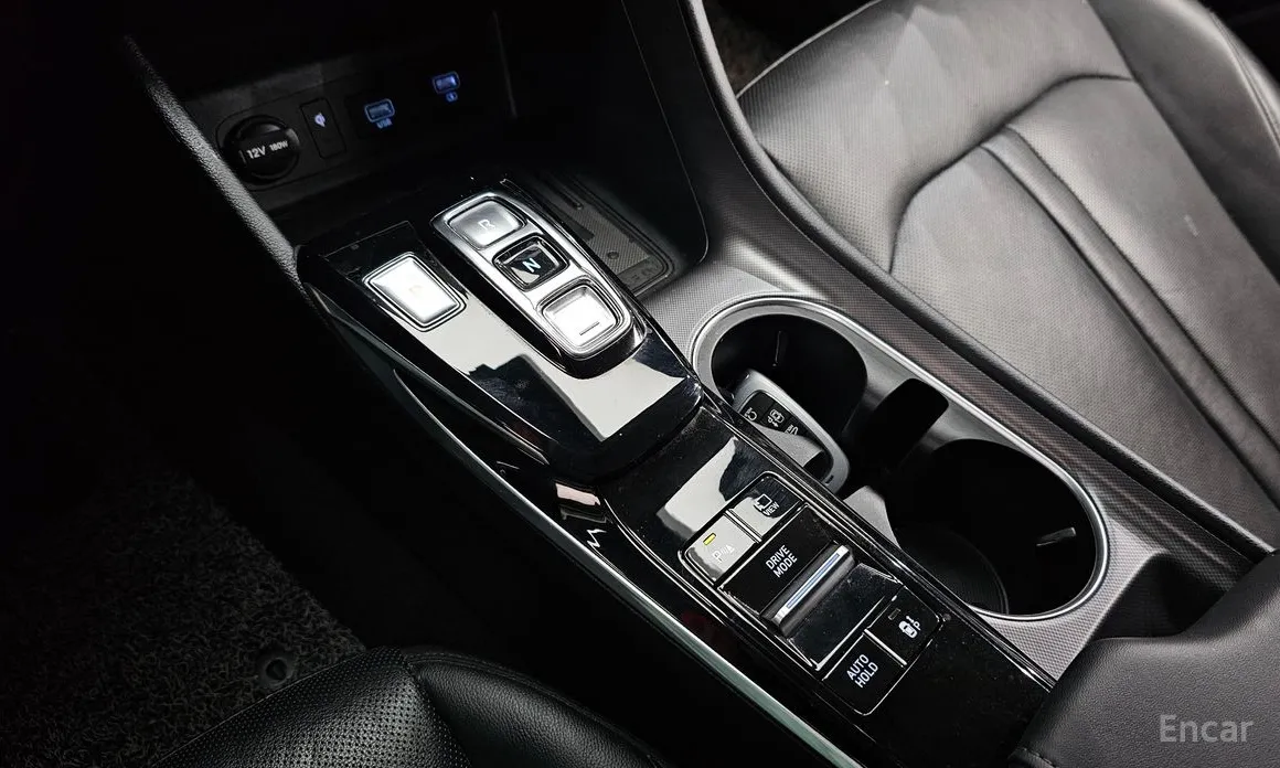 Фото 9 - Hyundai Sonata