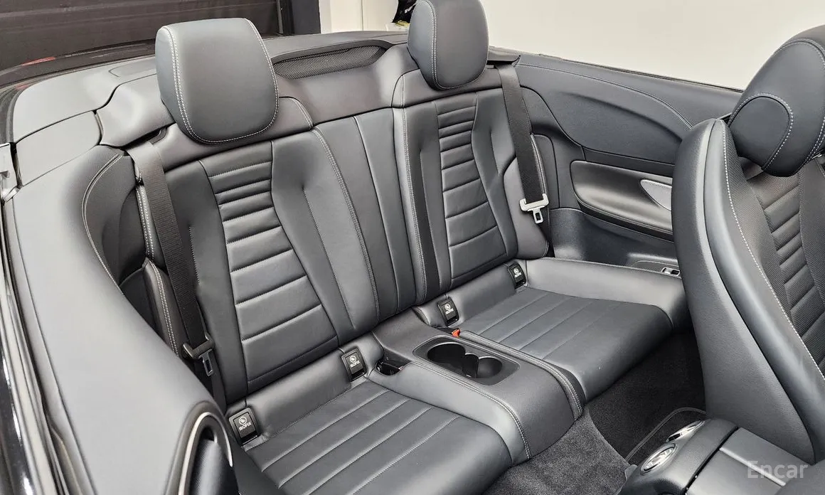 Фото 12 - Mercedes-Benz E-Class