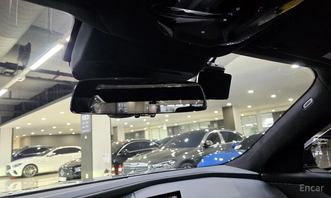 Фото 19 - BMW 7 Series