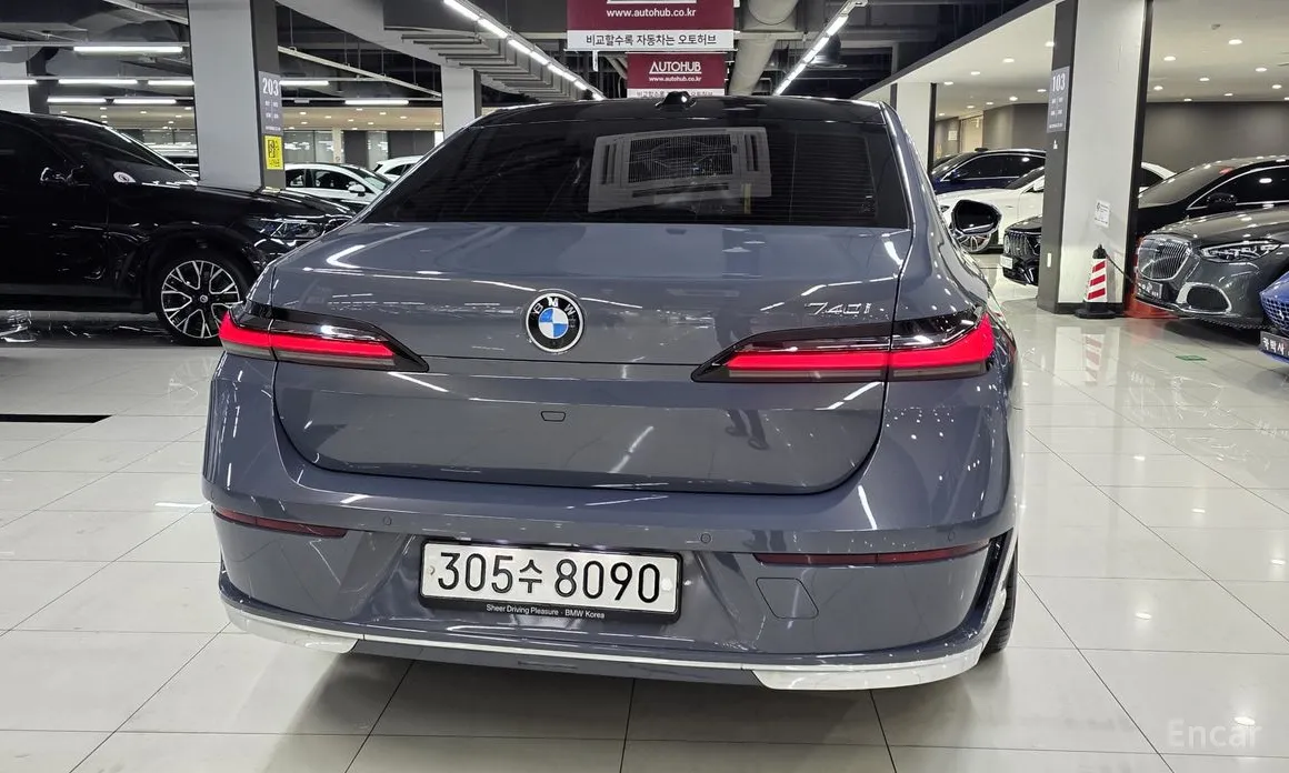 Фото 5 - BMW 7 Series