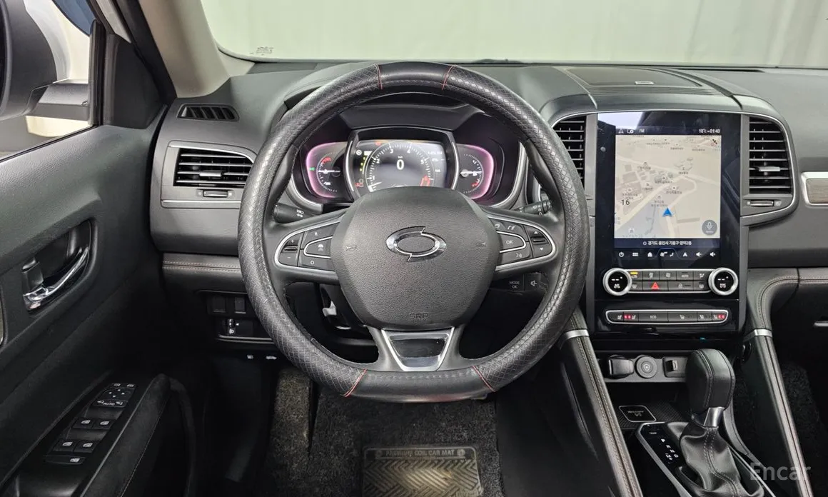 Photo 13 - Renault QM6