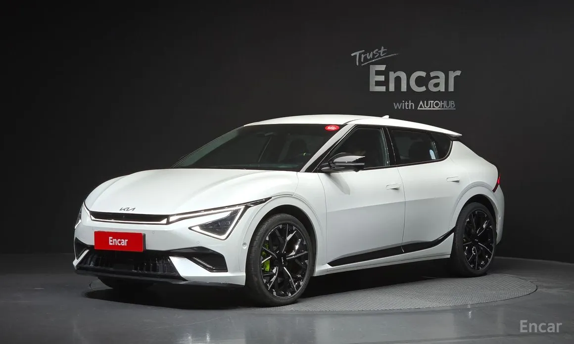 Фото 1 - Kia EV6