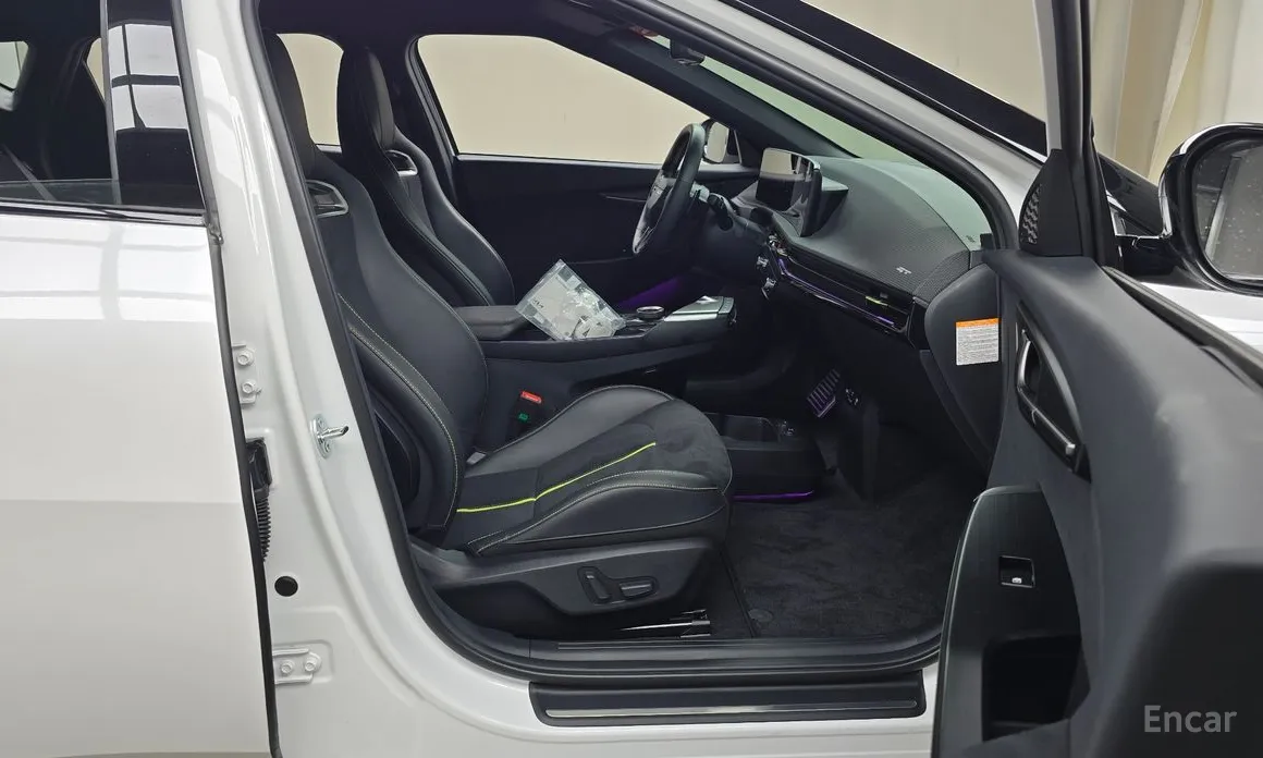 Фото 11 - Kia EV6