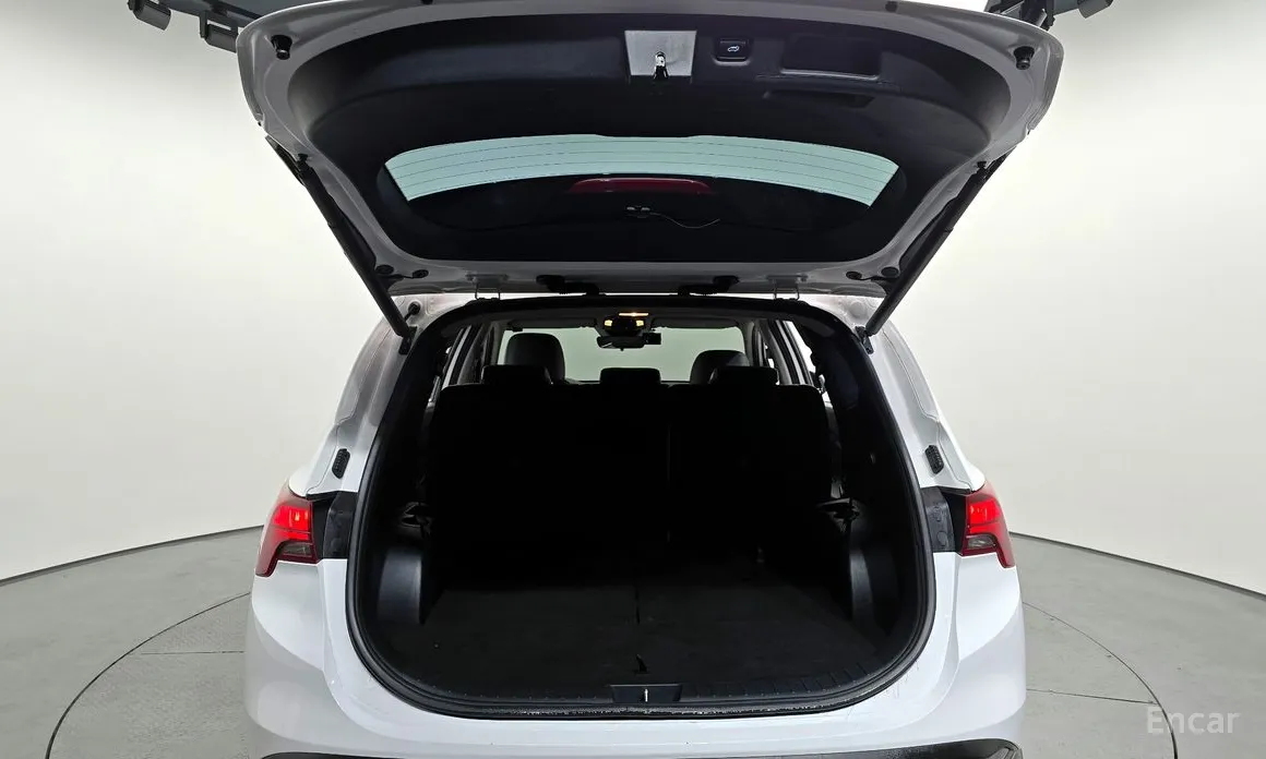 Фото 20 - Hyundai Santa Fe