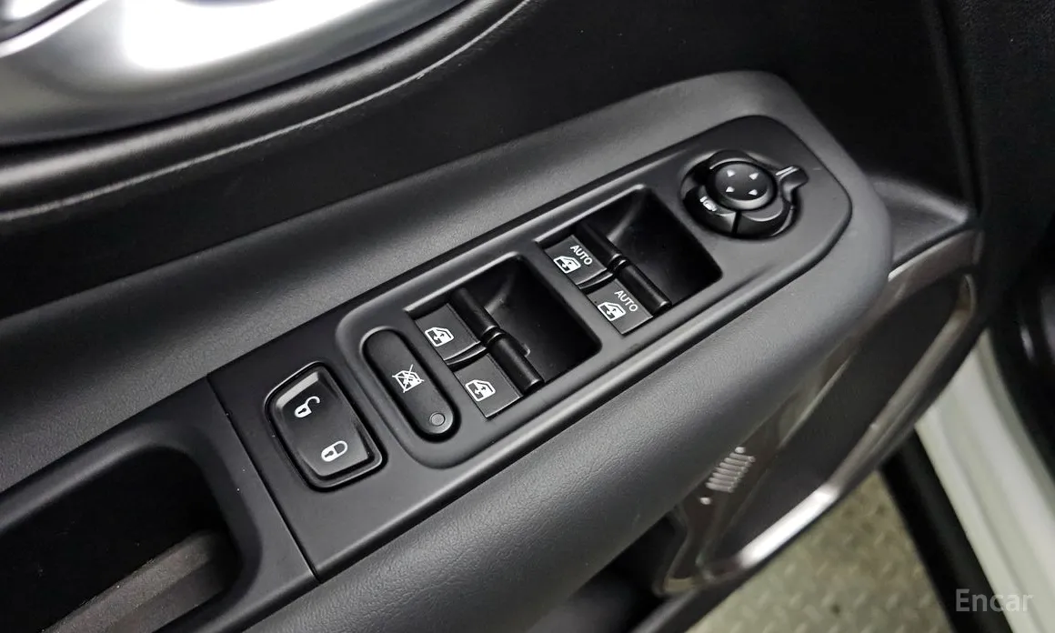 Фото 13 - Jeep Renegade