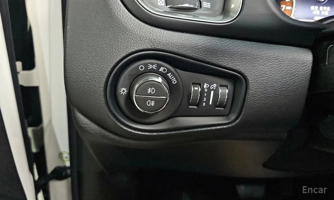 Фото 14 - Jeep Renegade