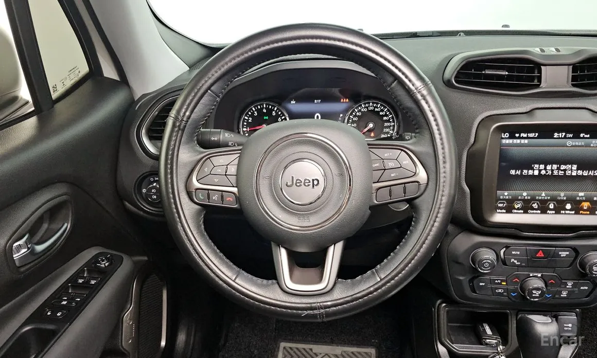 Фото 15 - Jeep Renegade