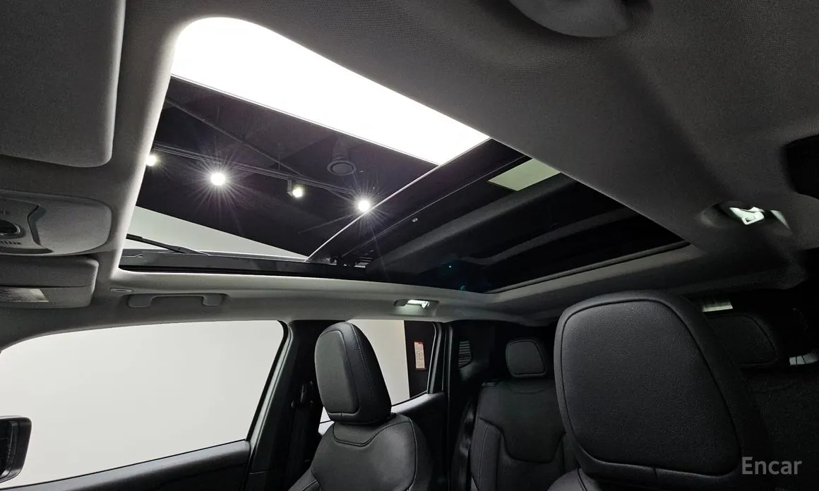 Фото 19 - Jeep Renegade