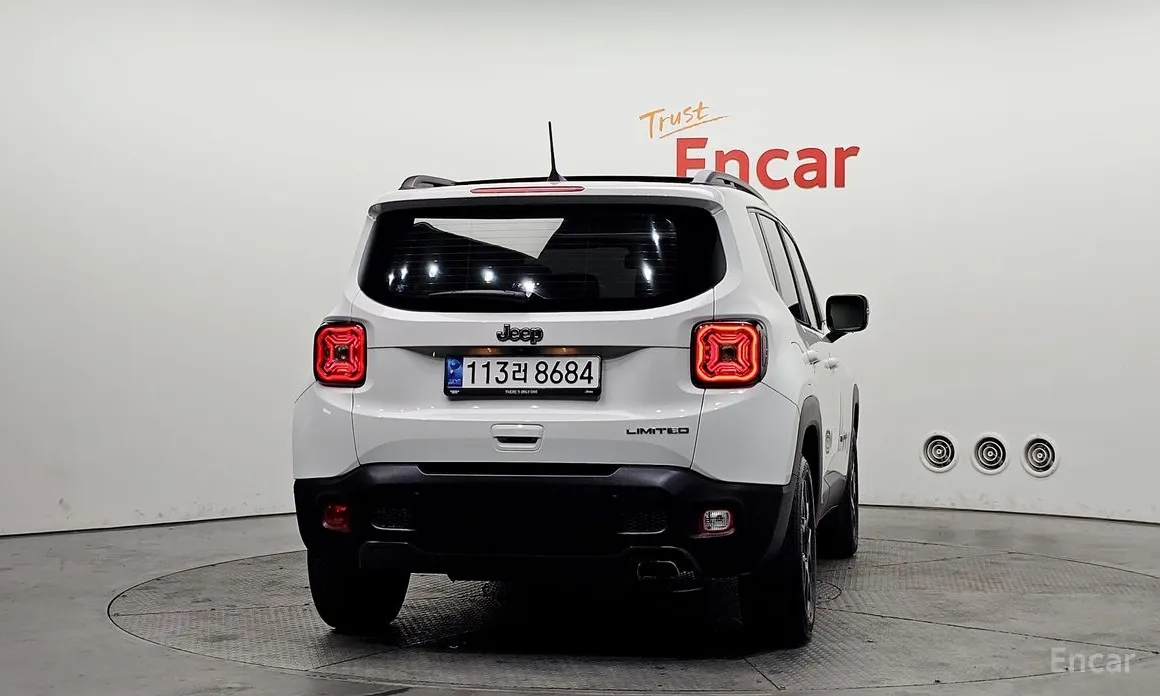 Фото 4 - Jeep Renegade