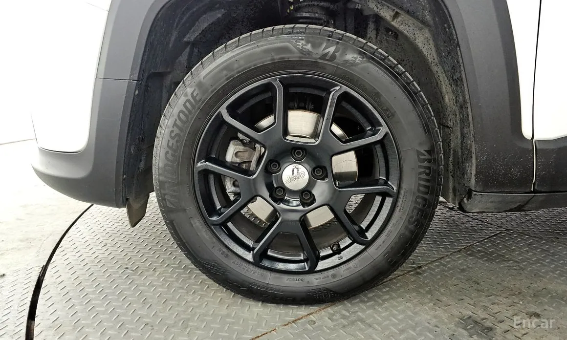 Фото 5 - Jeep Renegade