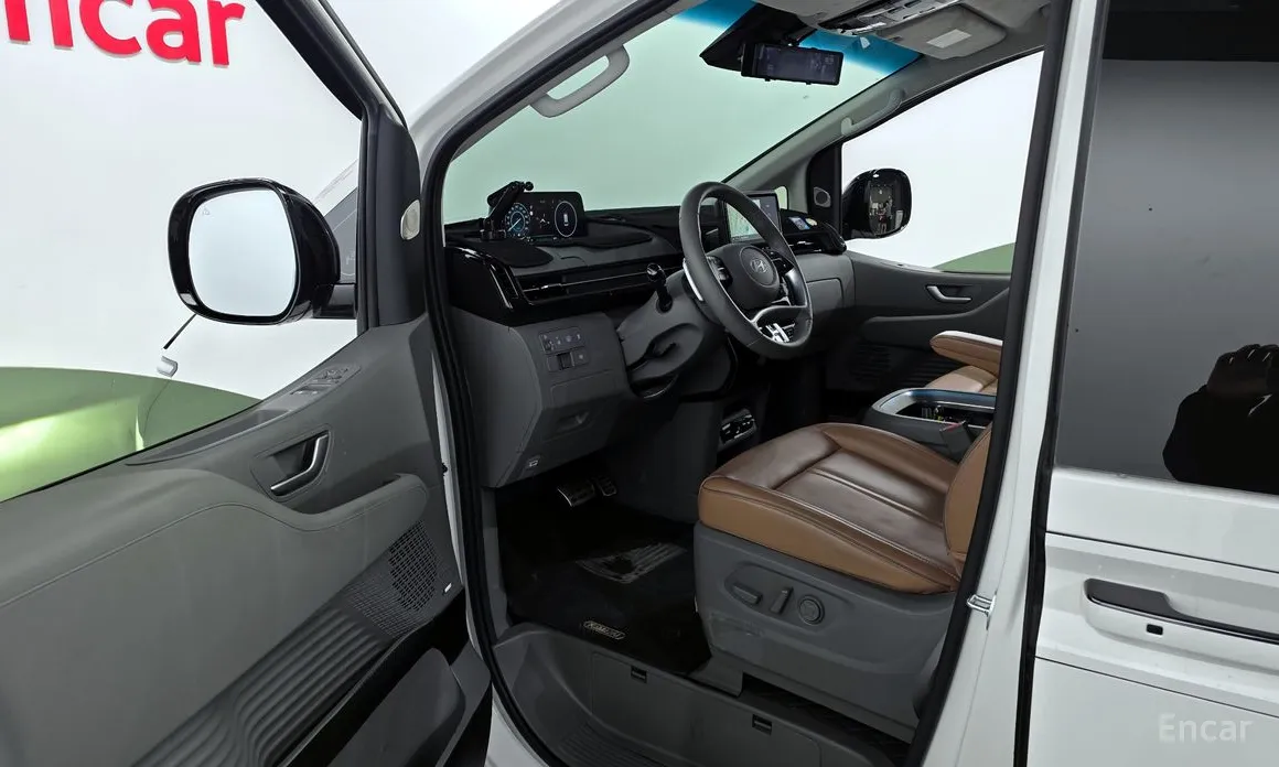 Фото 10 - Hyundai Staria