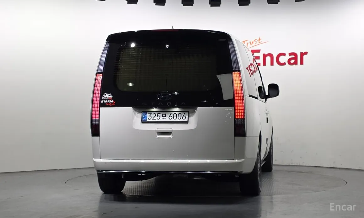 Фото 4 - Hyundai Staria