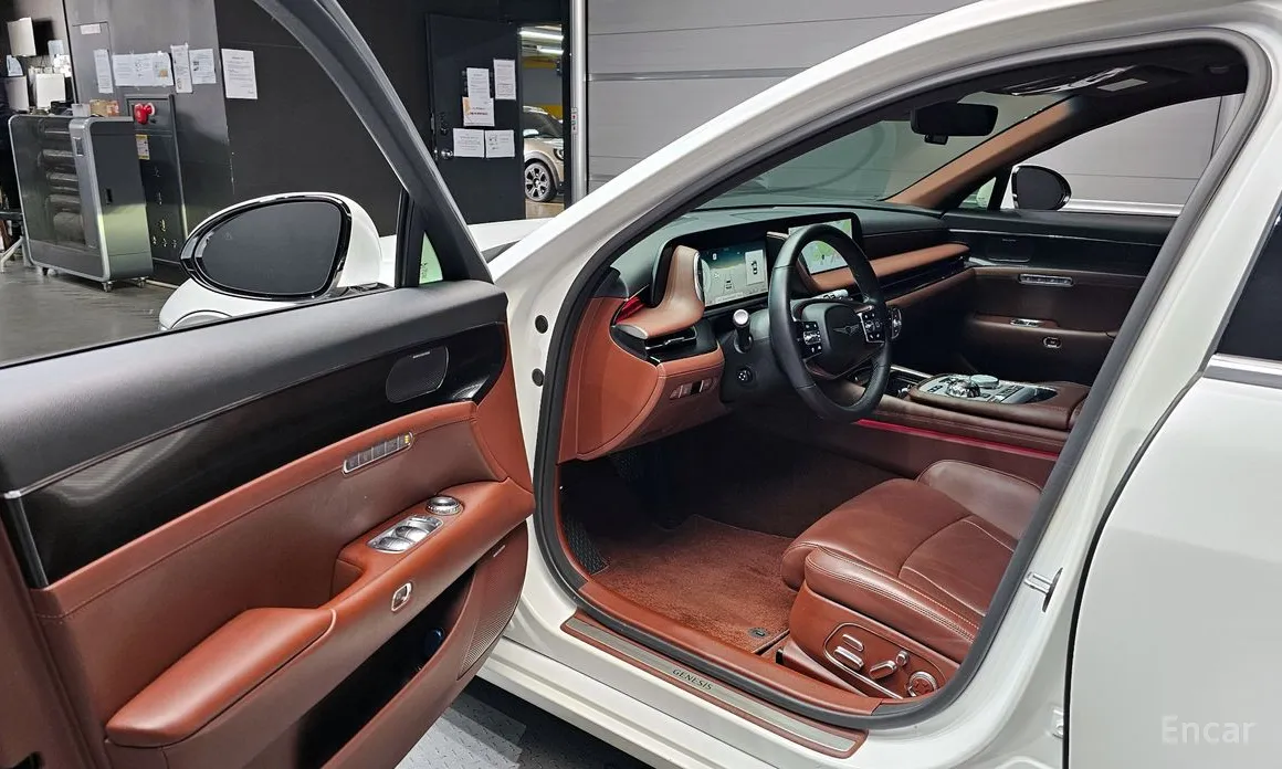 Фото 11 - Genesis G90