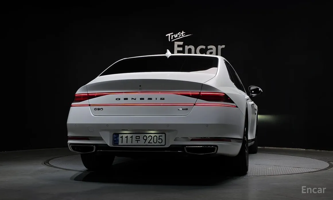 Фото 4 - Genesis G90