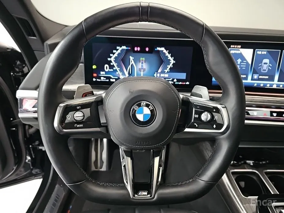 BMW 7 Series 2022 740i xDrive M Sport
