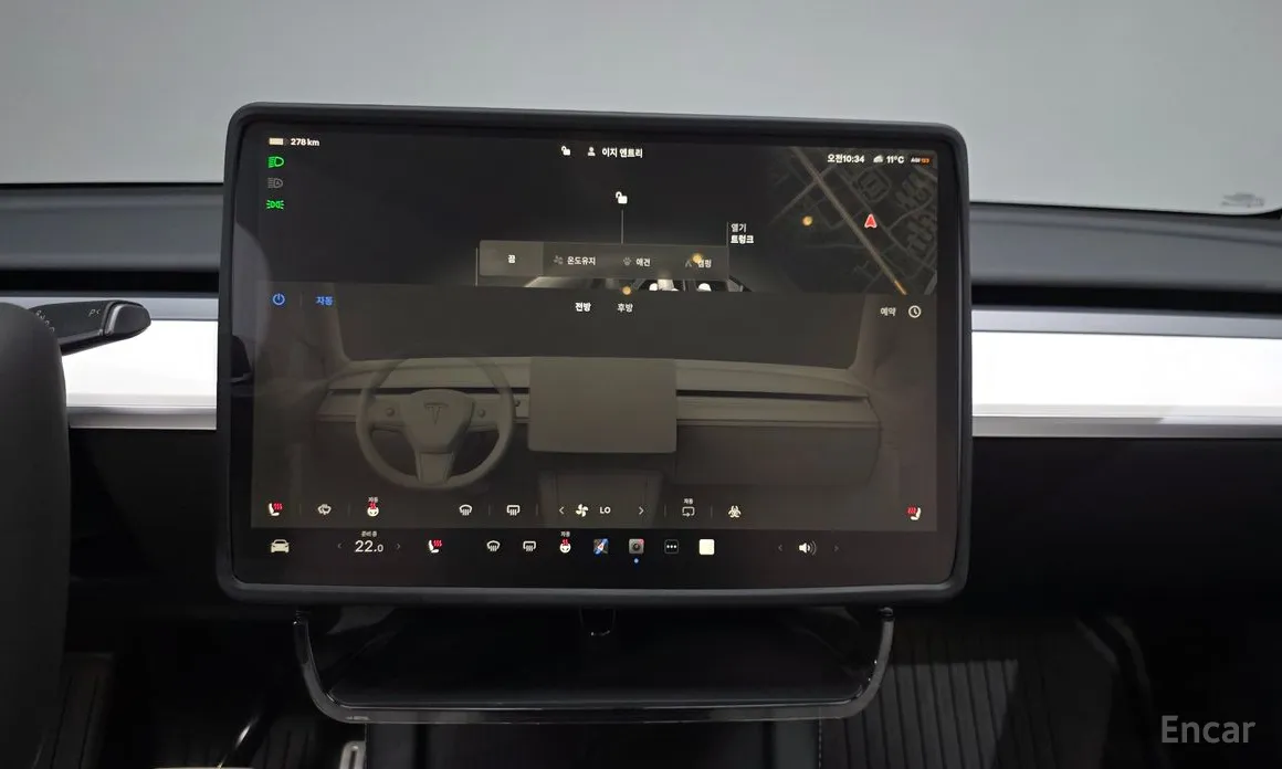 Фото 14 - Tesla Model Y