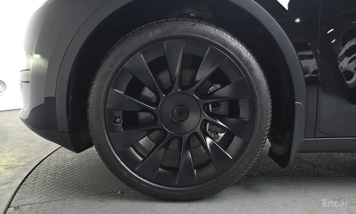 Фото 5 - Tesla Model Y